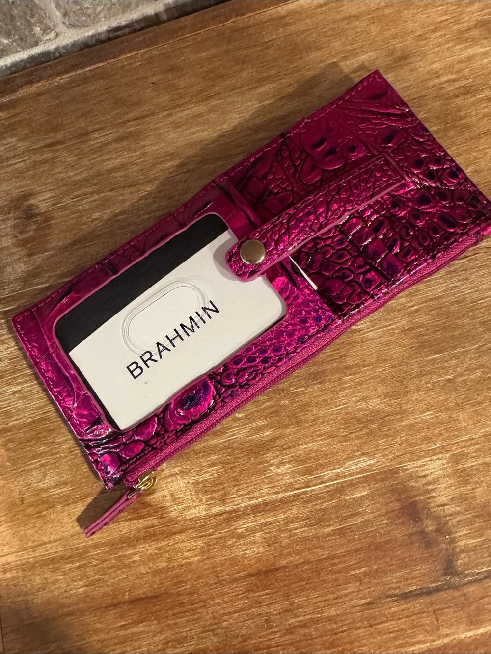 Brahmin closure zip